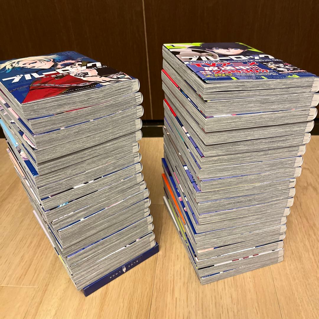 ブルーロック　1〜35巻セット(35巻特装版ステッカー付き)