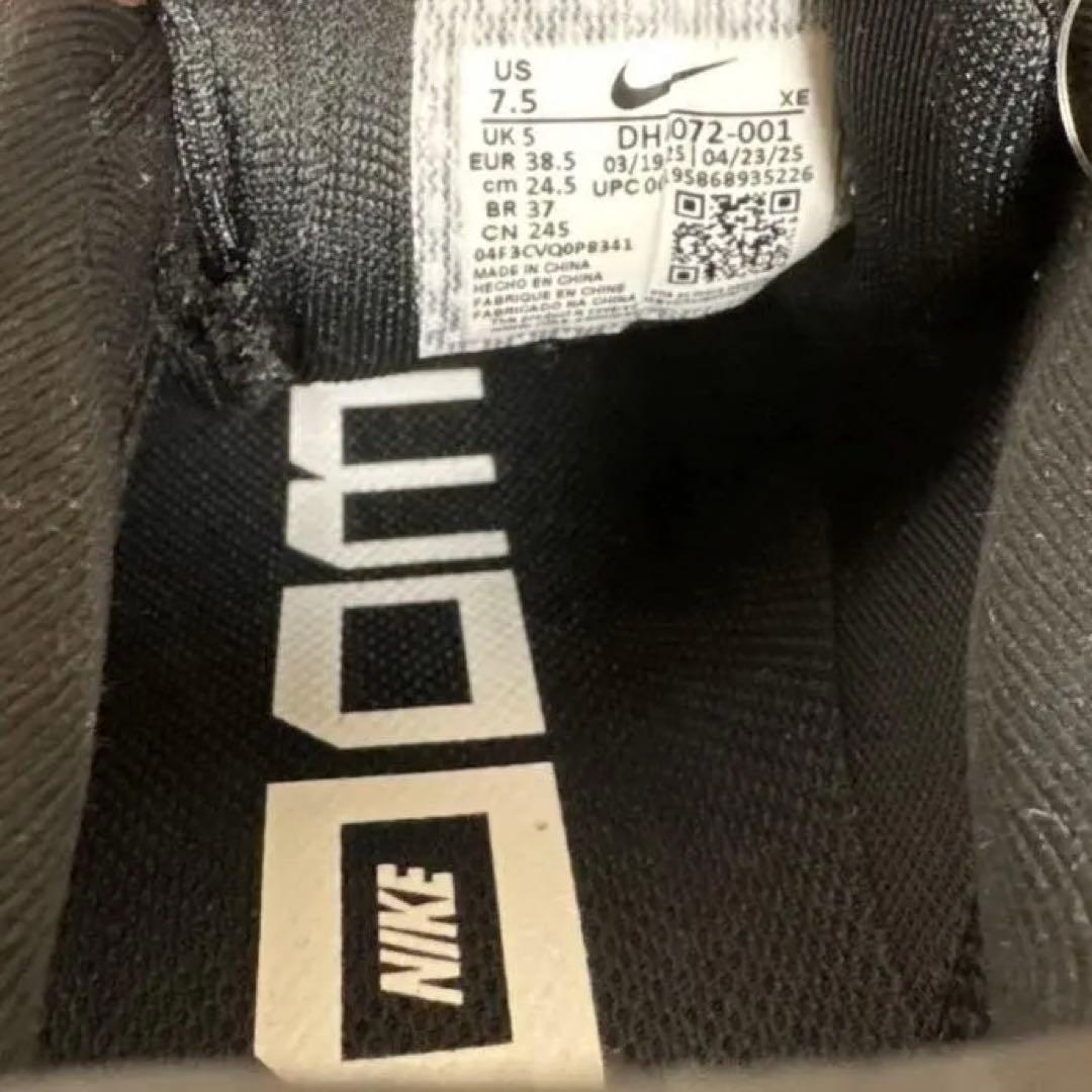 【新品】Nike Air Zoom ペガサス 39 ブラック/ホワイト 24.5