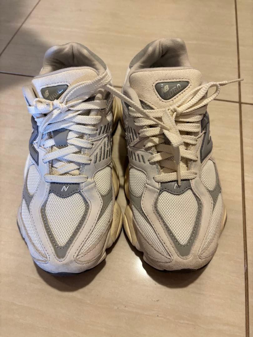 New Balance U9060ECA ホワイト