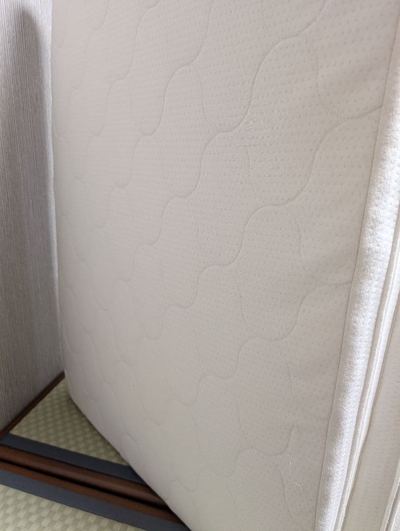 アイリスオーヤマ　エアリー　シングル