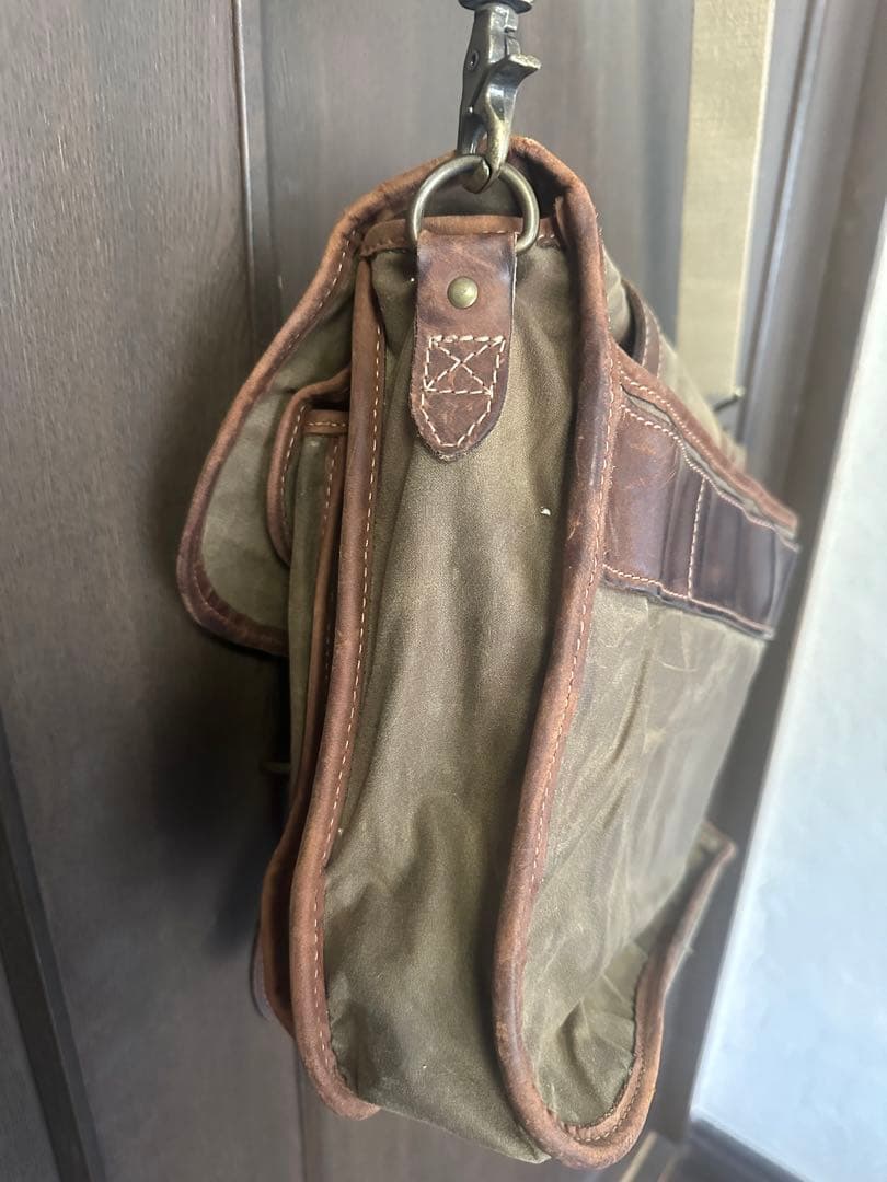 シュレジンジャー（Schlesinger）ワックスド・キャンバス・バッグ