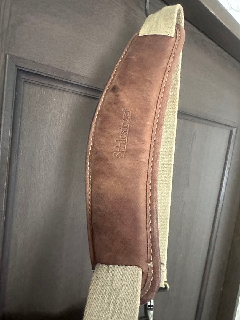 シュレジンジャー（Schlesinger）ワックスド・キャンバス・バッグ