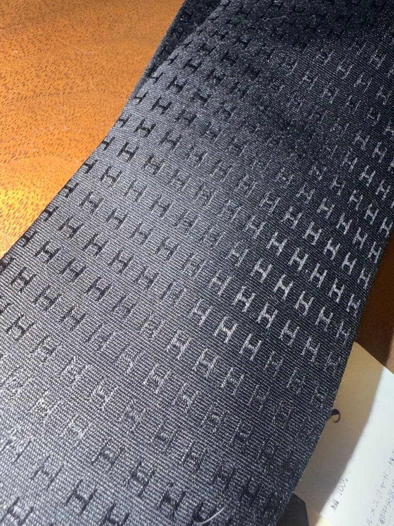 エルメス　黒　ネクタイ