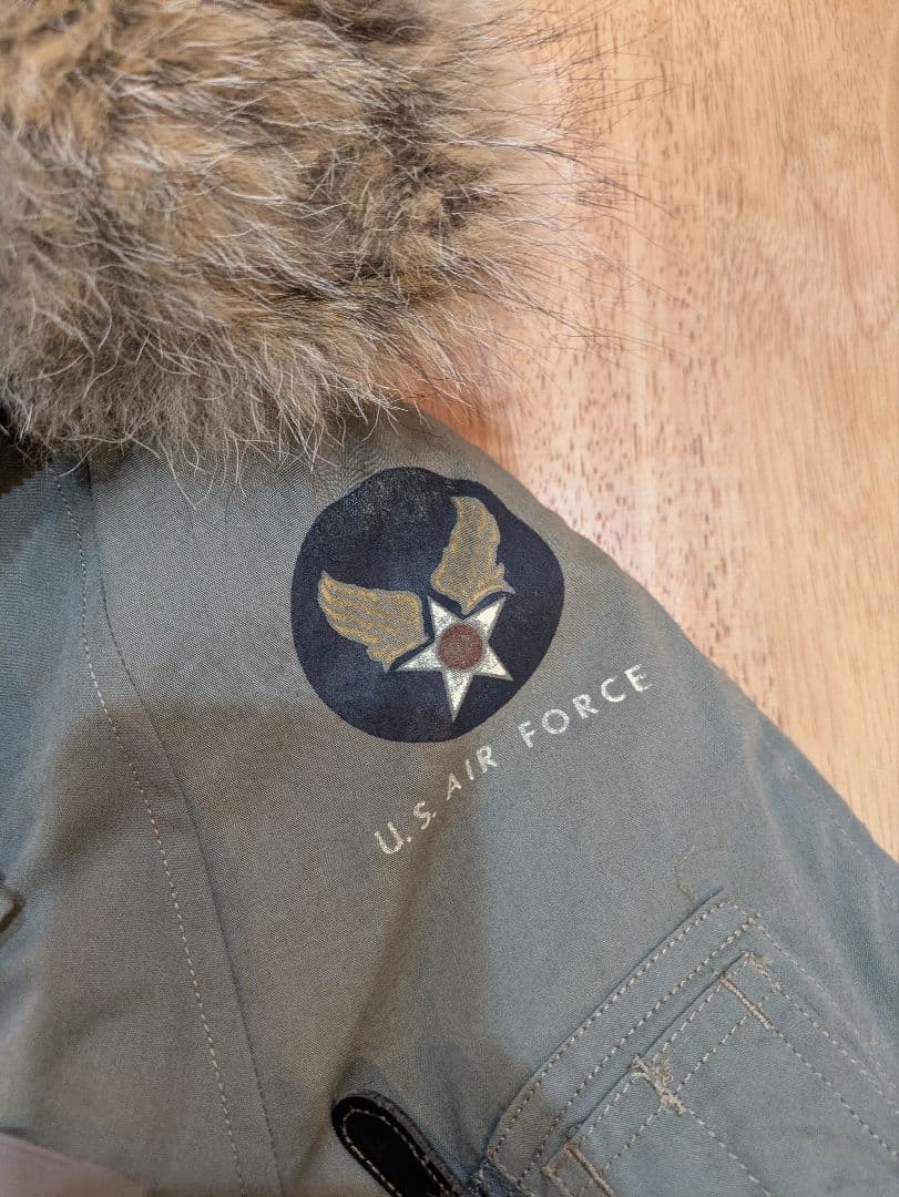 BUZZ RICKSON’S N-3B フライトジャケット