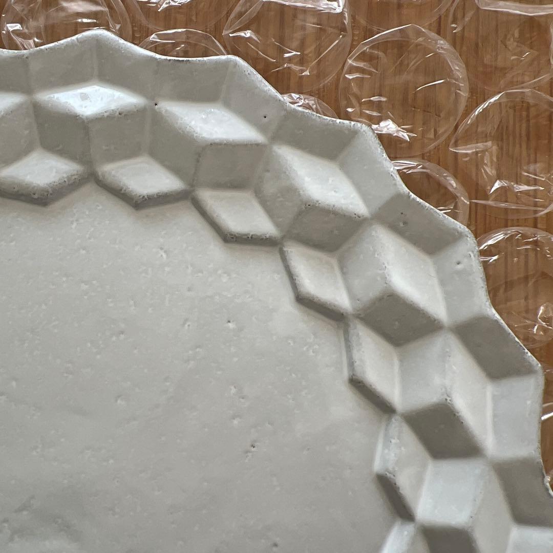 アスティエ・ド・ヴィラット　キューブ　サイドプレート　23cm