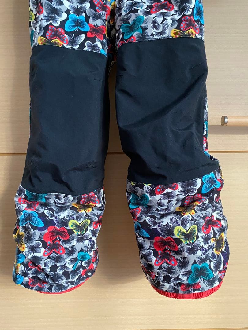 【専用】BURTON 子供用スノーボードウェア XS120 バタフライ柄