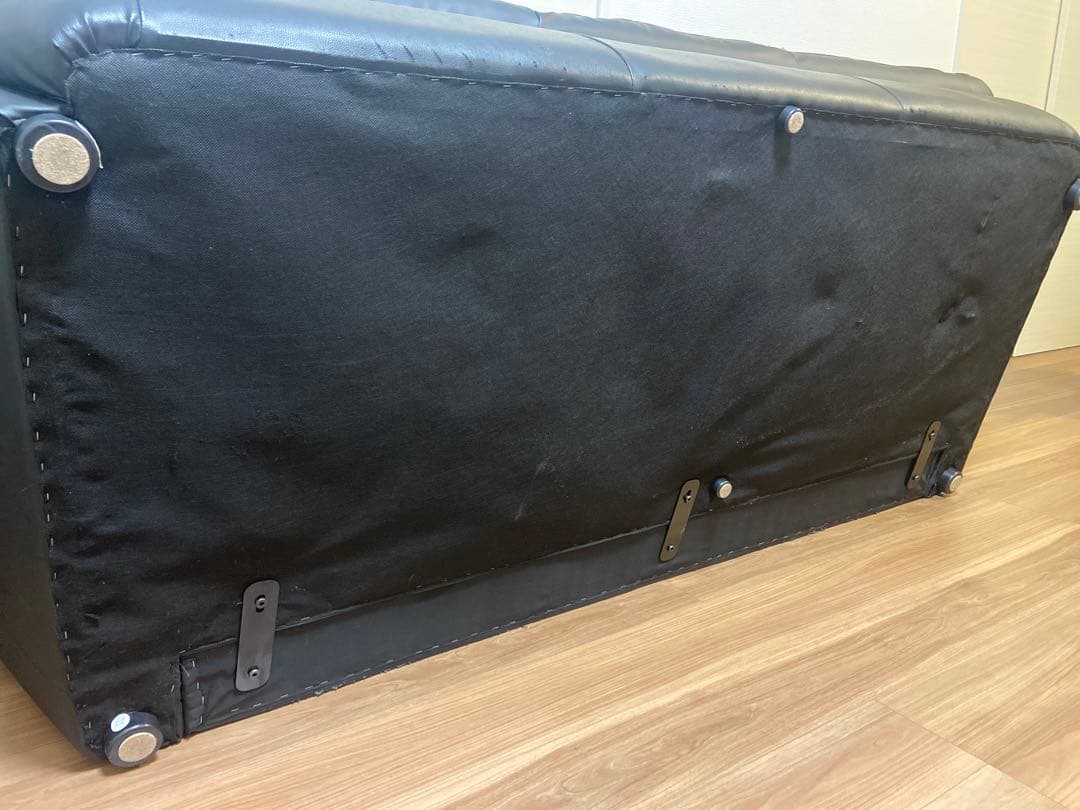 合成皮革ソファ　三人掛け　ニトリ