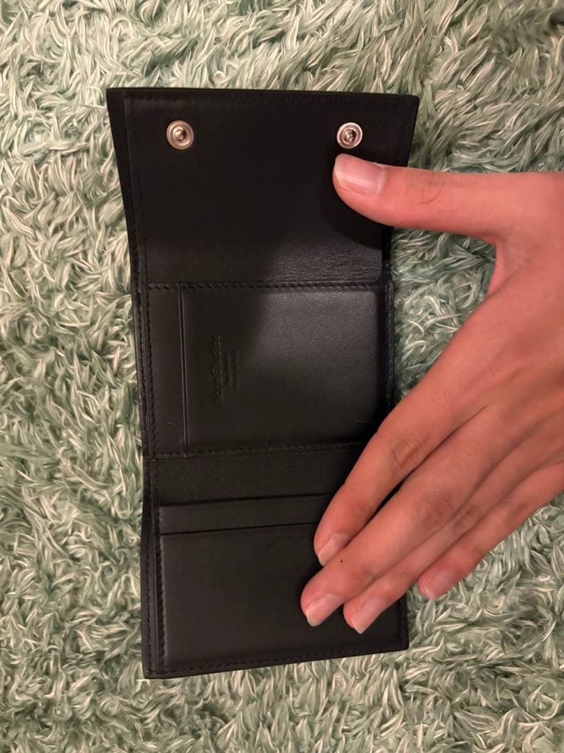 Acne Studios ブラック三つ折り財布