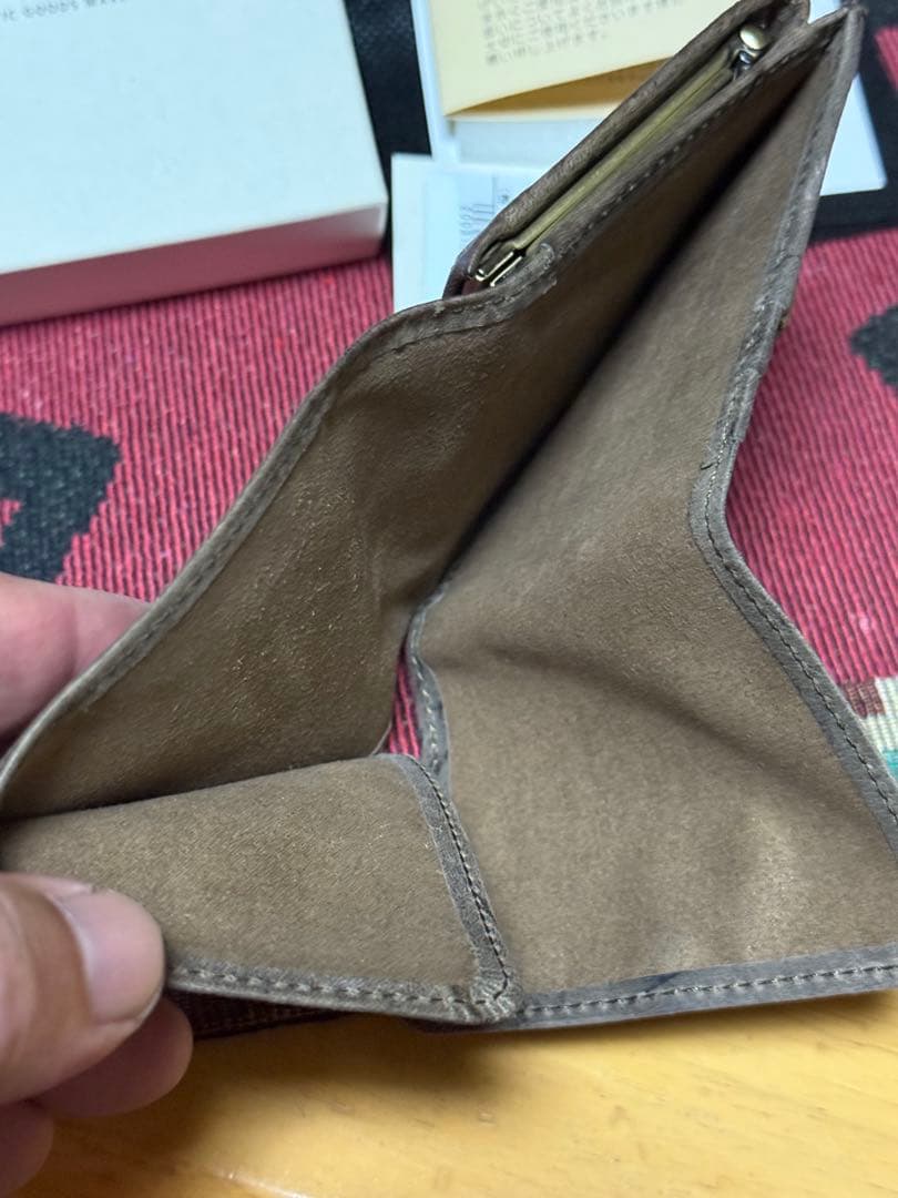 『最終値下げ』SLOW&CO 二つ折り財布 がま口　クーズー