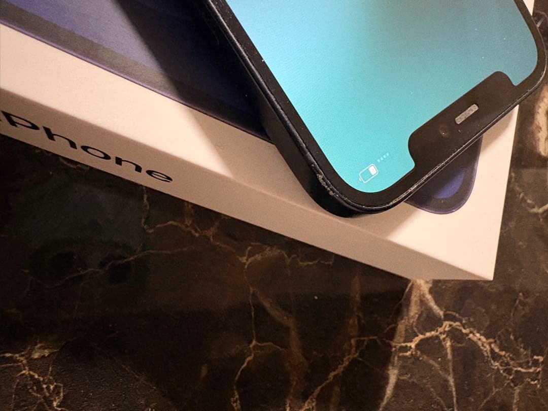 スマートフォン本体 iPhone12 64G