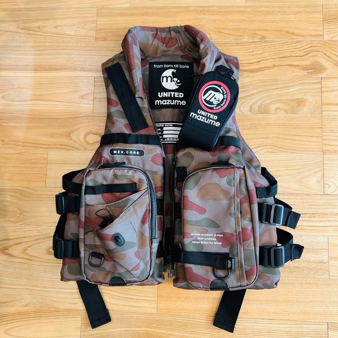 mazume フィッシングベスト　ライフジャケットマヅメ　ベスト　迷彩　美品