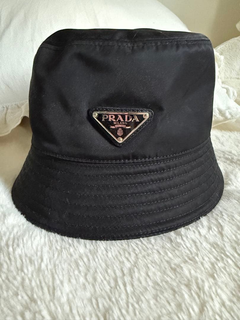 PRADA バケットハット L 黒 ナイロン製