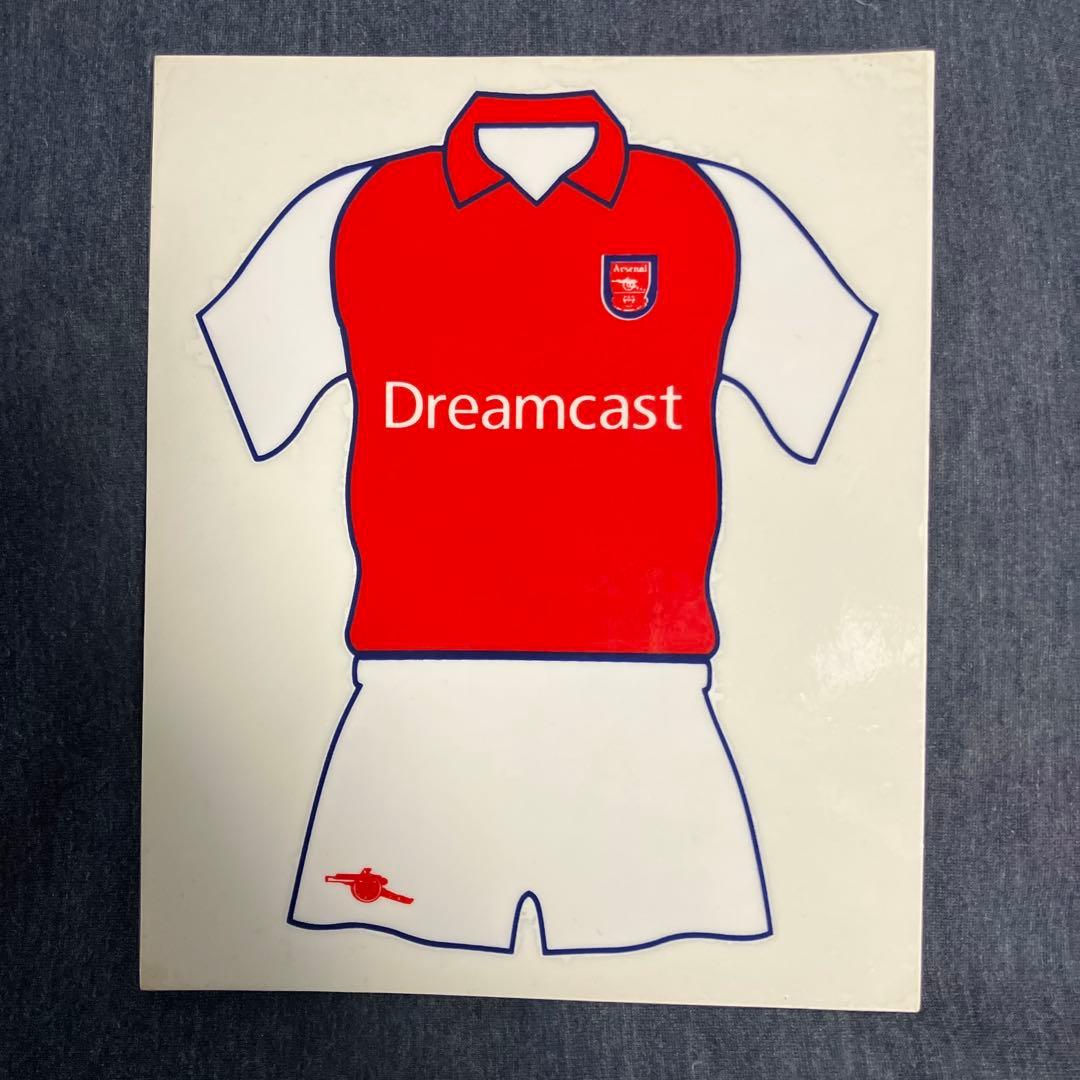 本場アーセナルスタジアム横のオフィシャルショップで買ったステッカー