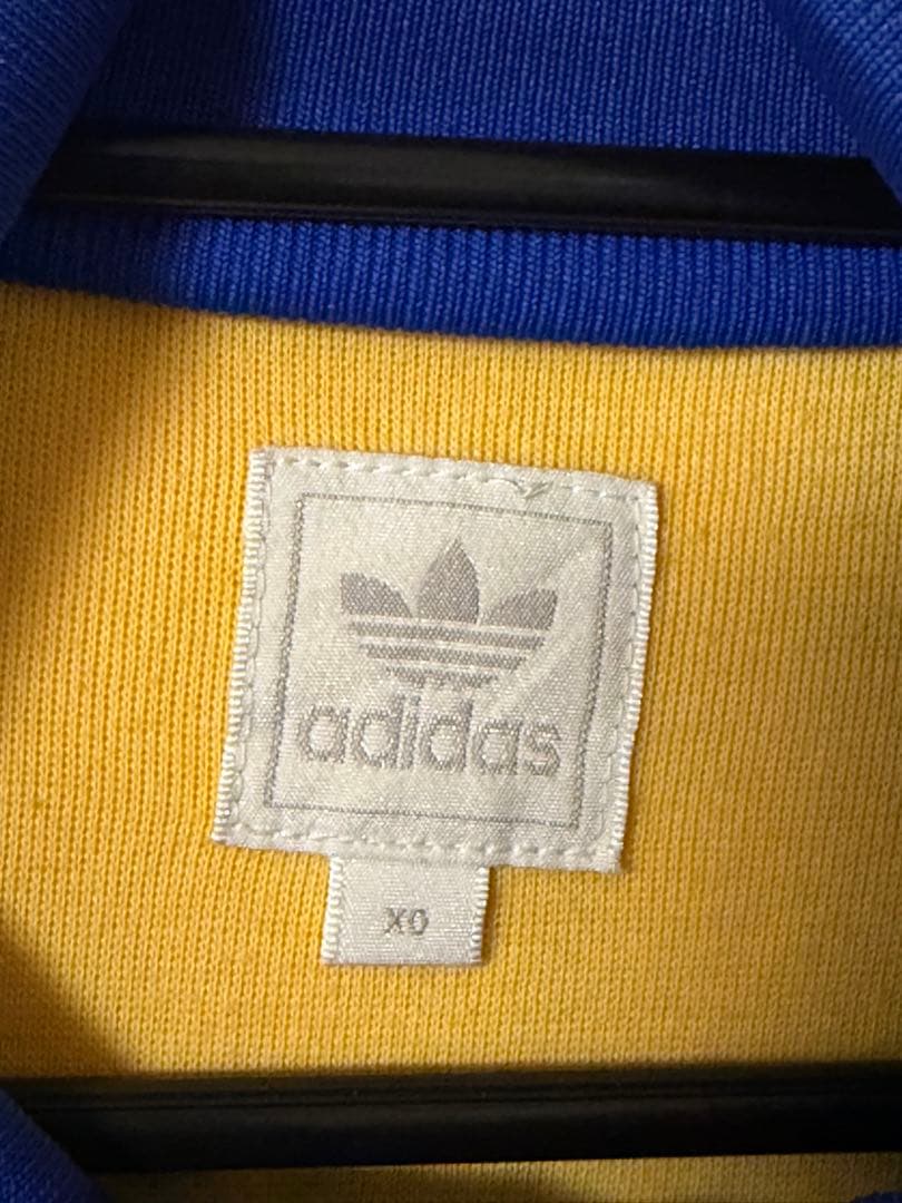 adidas サッカー FIFA スウェーデン代表トラックジャケット