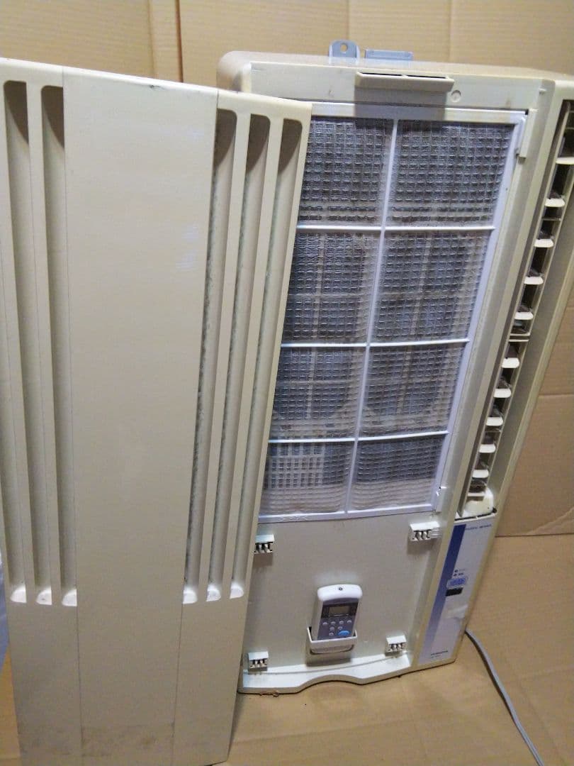 【送料無料】CORONA 窓用エアコン CW-166R