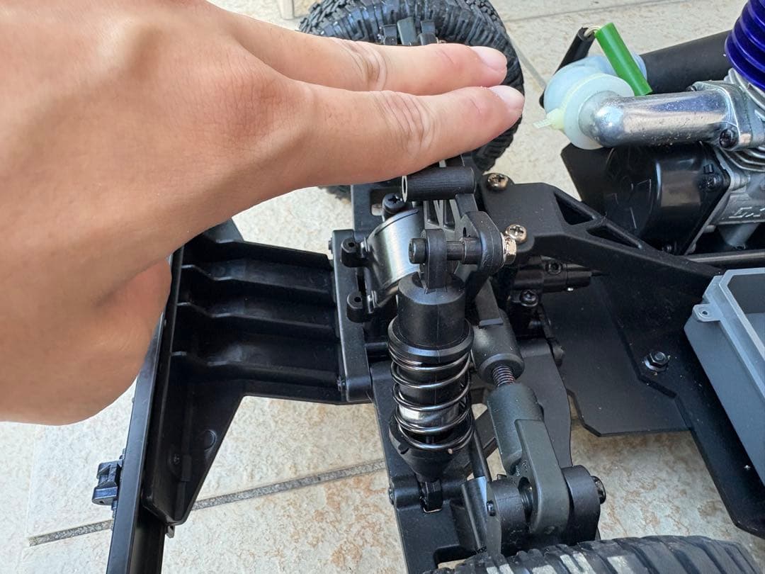 J*n様 特大完成品デアゴスティーニ 1/8 ハマーH1 エンジンラジコン　完全