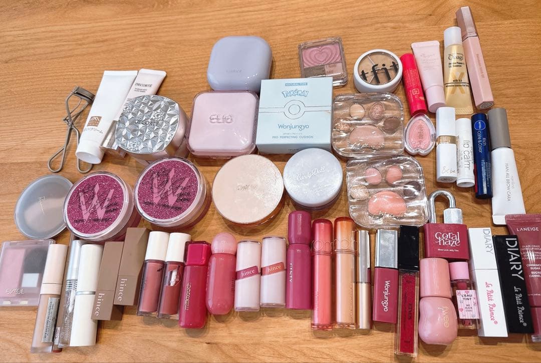 【総額60,000円以上】コスメまとめ売り　美品・新品50点セット