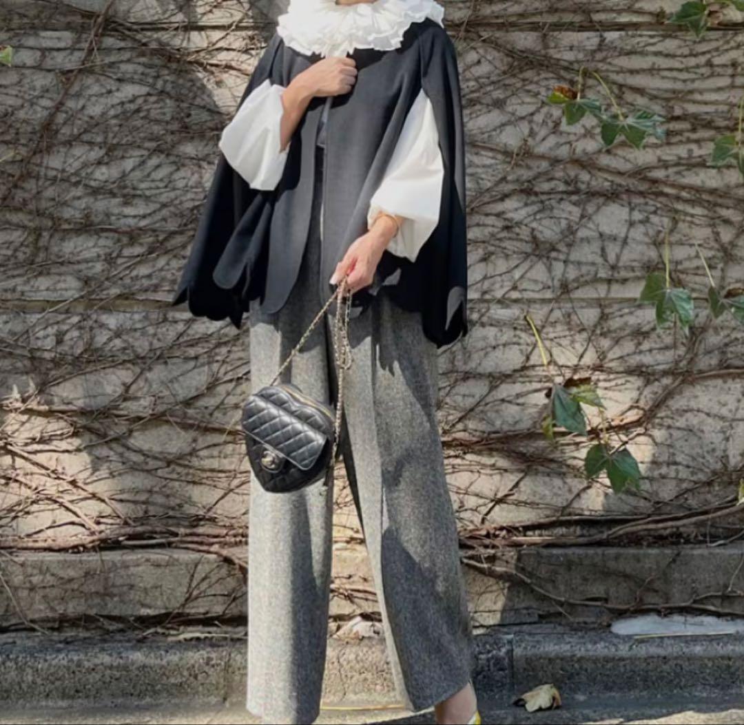 cygne スカラップケープ　グレー