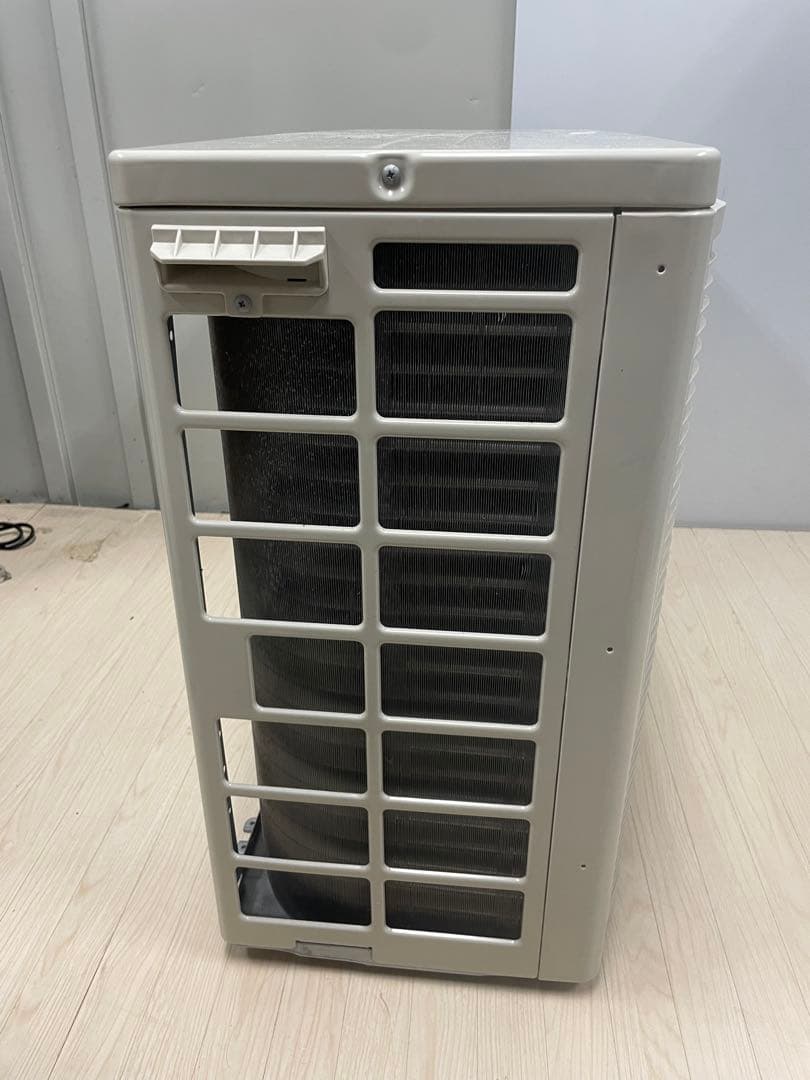 DAIKIN ダイキン 2022年製　23畳用エアコン