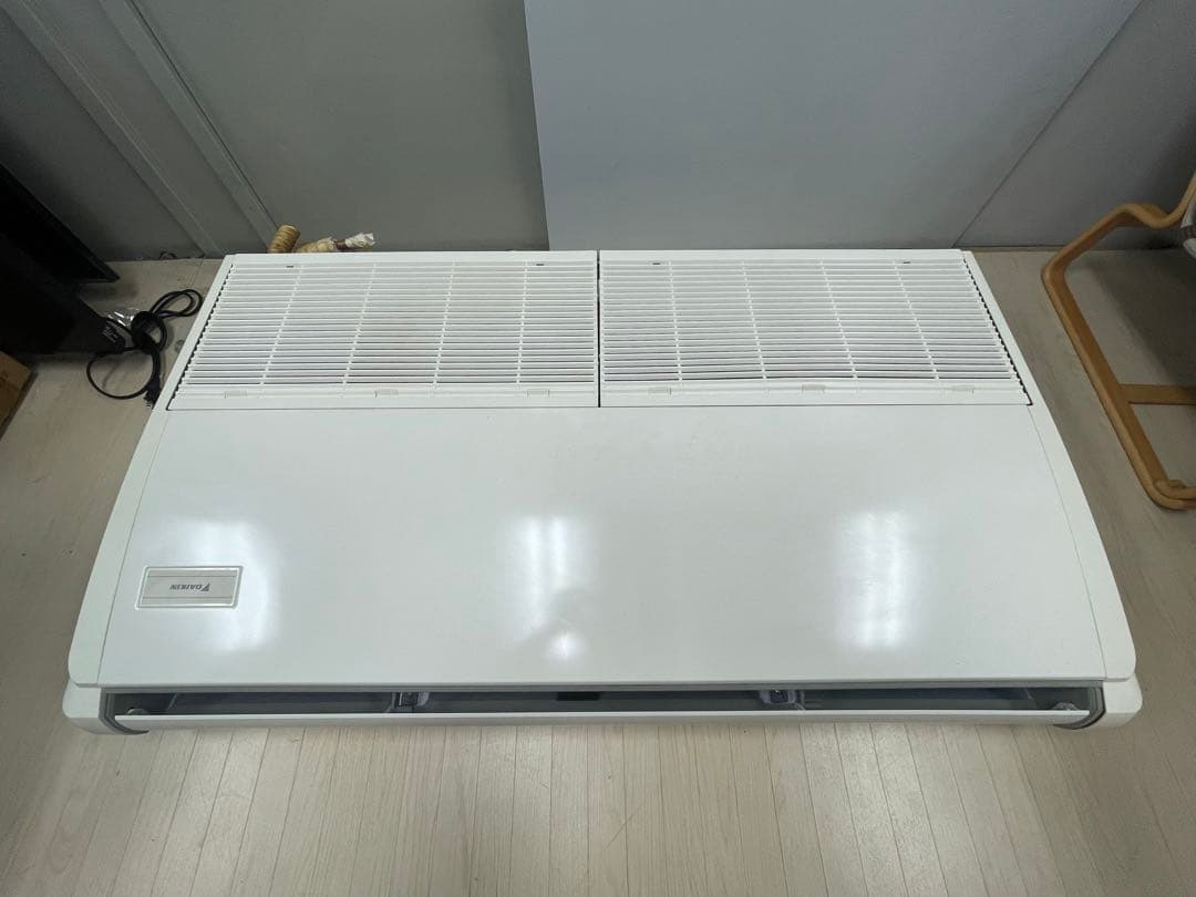 DAIKIN ダイキン 2022年製　23畳用エアコン