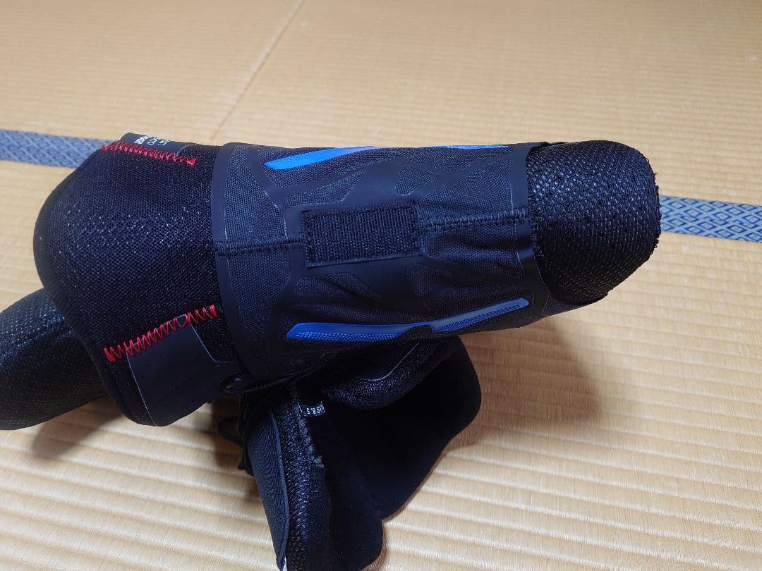 スノーボード　DEELUX　サーモインナー