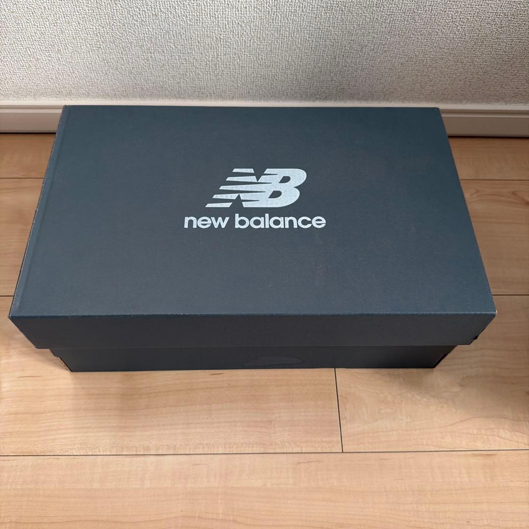 美品！ニューバランス U9060GRY グレー 24cm