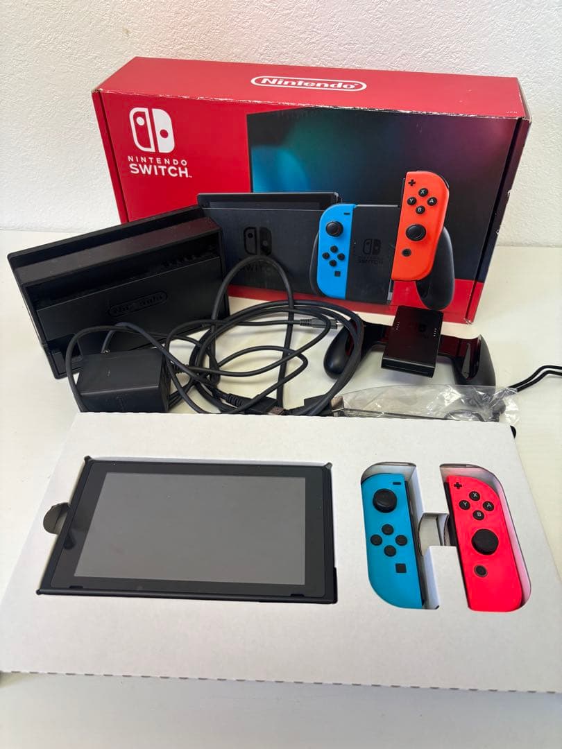 ◆【送料無料】Nintendo Switch 本体 HAC-001
