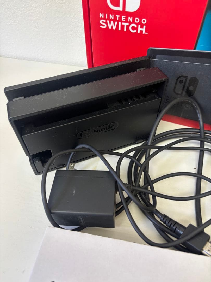 ◆【送料無料】Nintendo Switch 本体 HAC-001