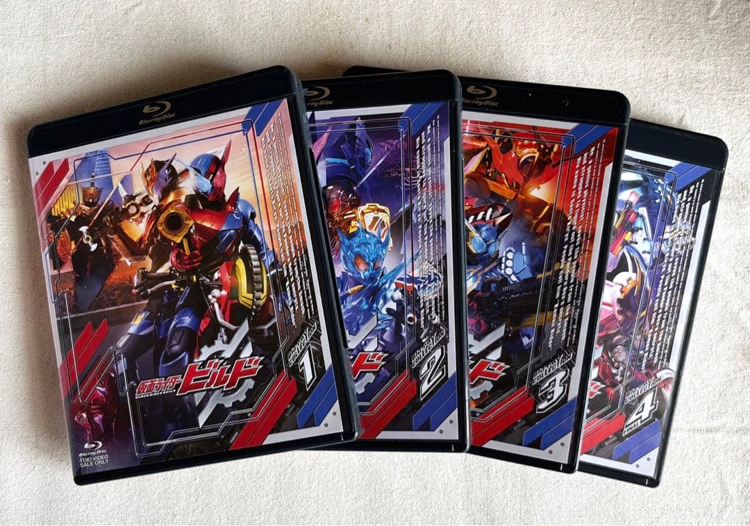 【中古】仮面ライダービルド Blu-ray COLLECTION1-4