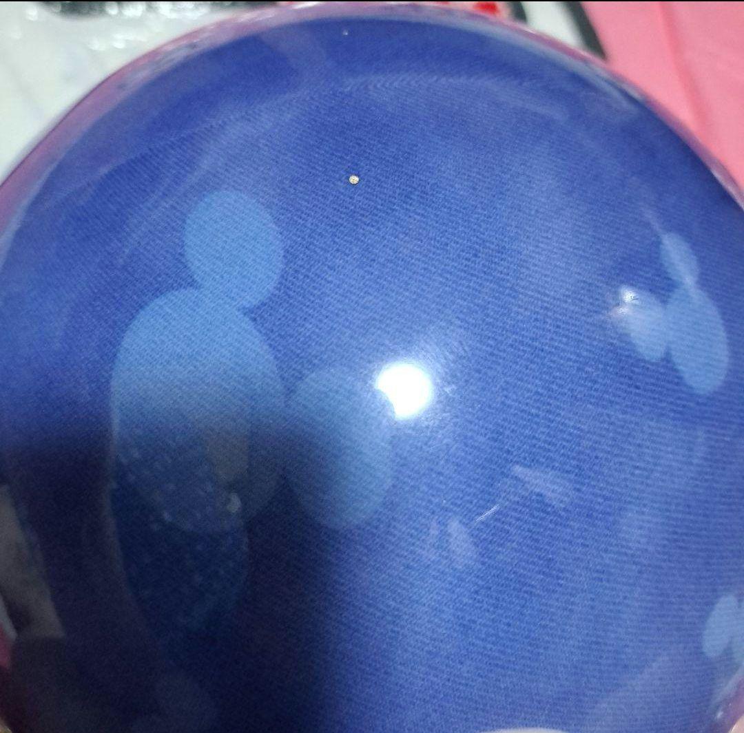 ミッキーマウス ボウリング ボール　ディズニー　４kg　９ポンド　穴無