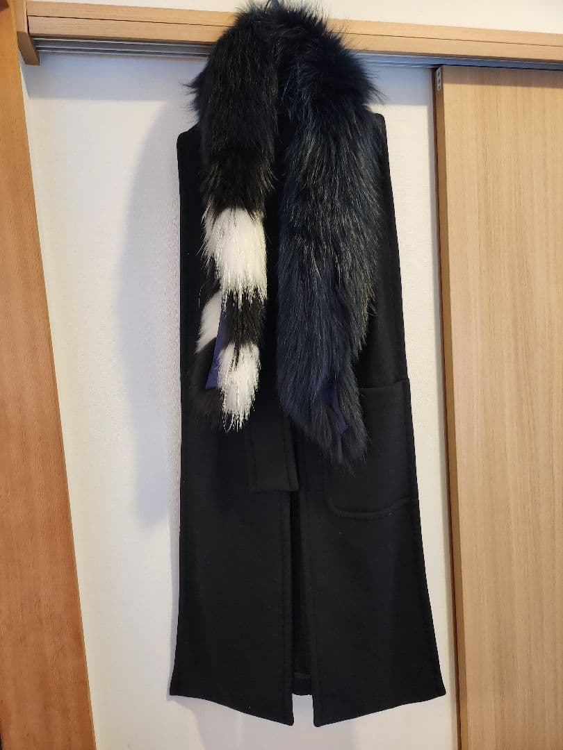 OFF-WHITE ブラックファーポンチョ