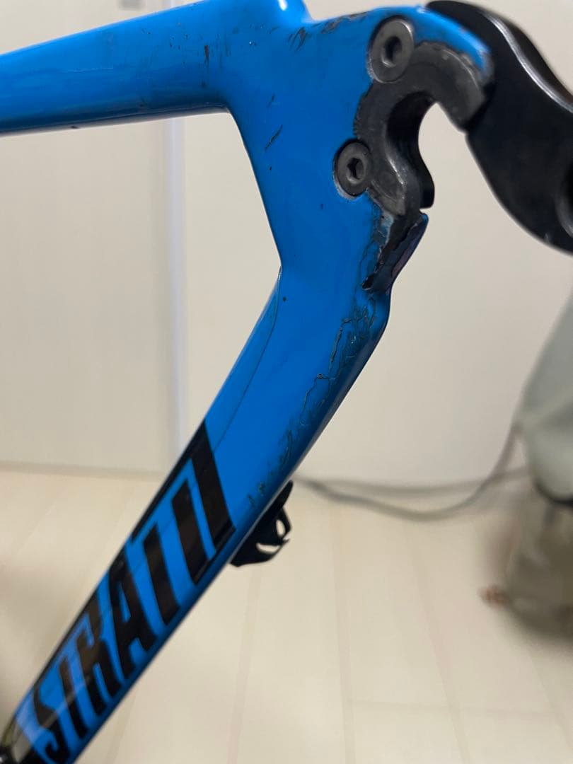 チネリ　ストラトファスター　カーボンフレーム　Sサイズ