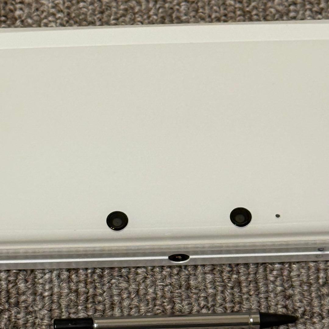 【ほぼ未使用】ニンテンドー3DS アイスホワイト