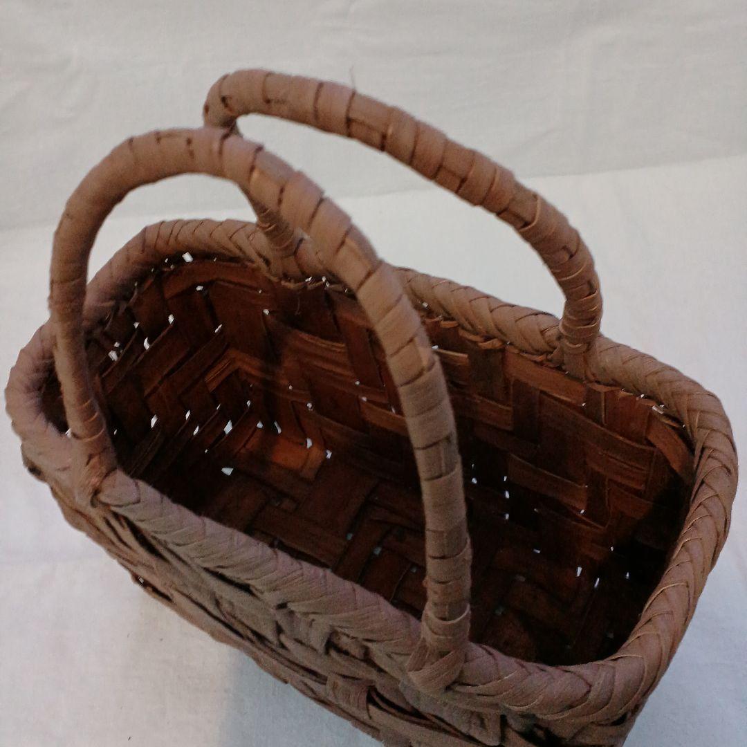 小さい国産山葡萄かご　乱れ編み