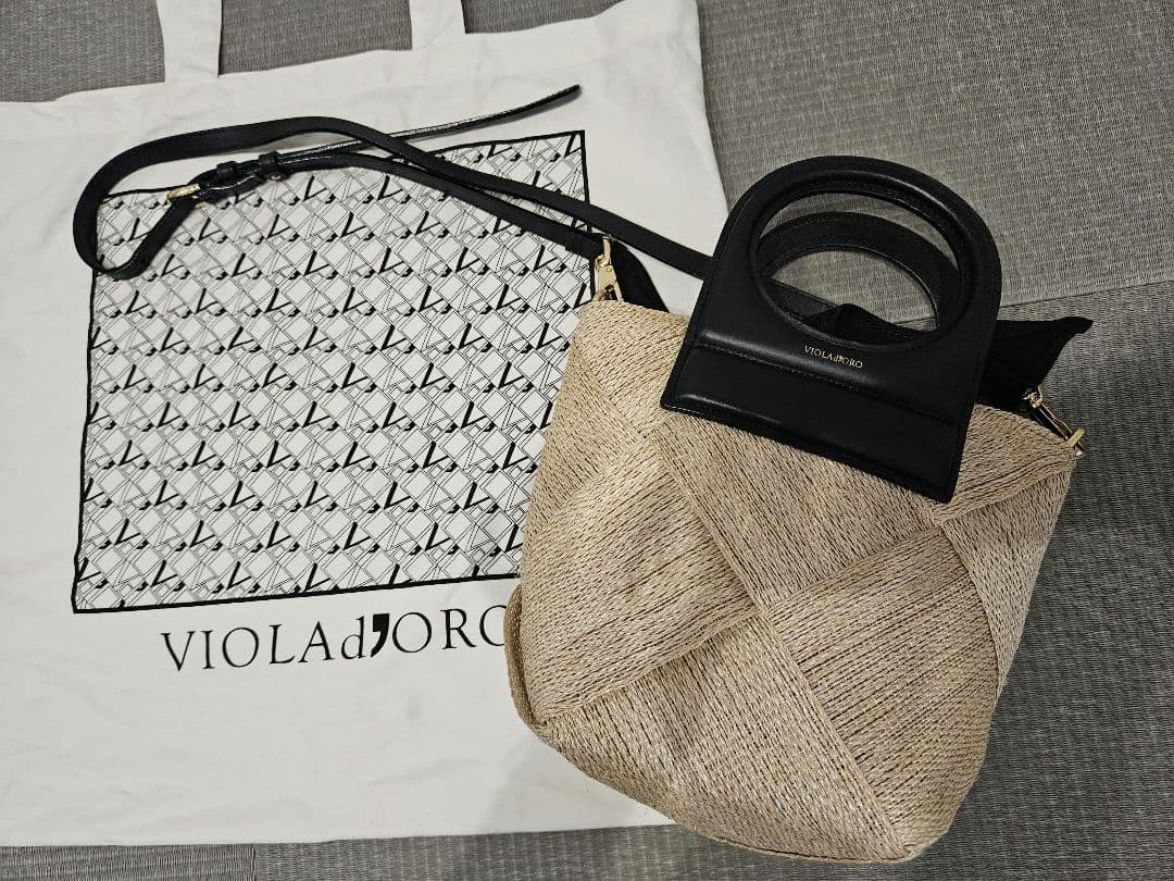 ヴィオラドーロ 　ショルダーバッグ　グレディブリリアン