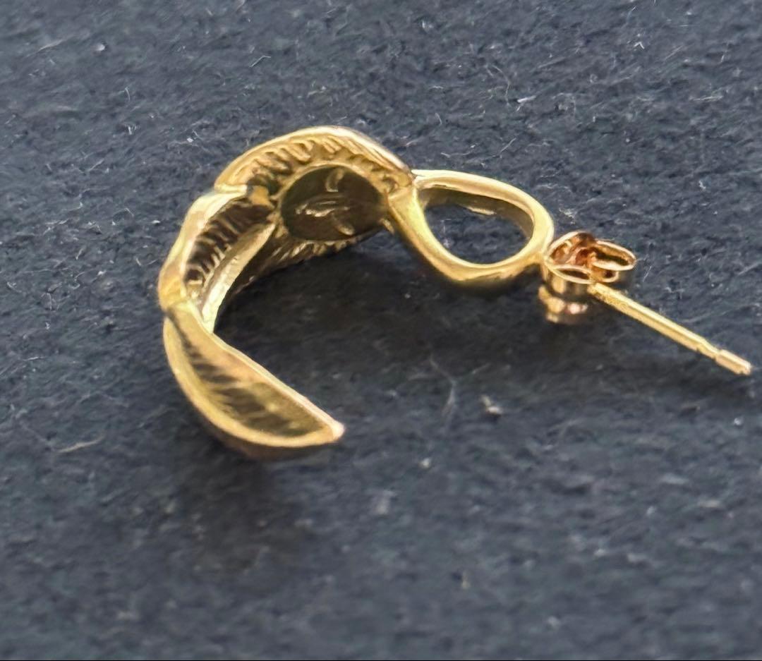 タディアンドキング k18 フェザー ピアス 左耳用 TADY&KING