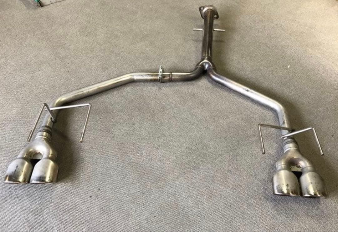 214マジェスタ　スリーキャッツ 4本出　マフラー