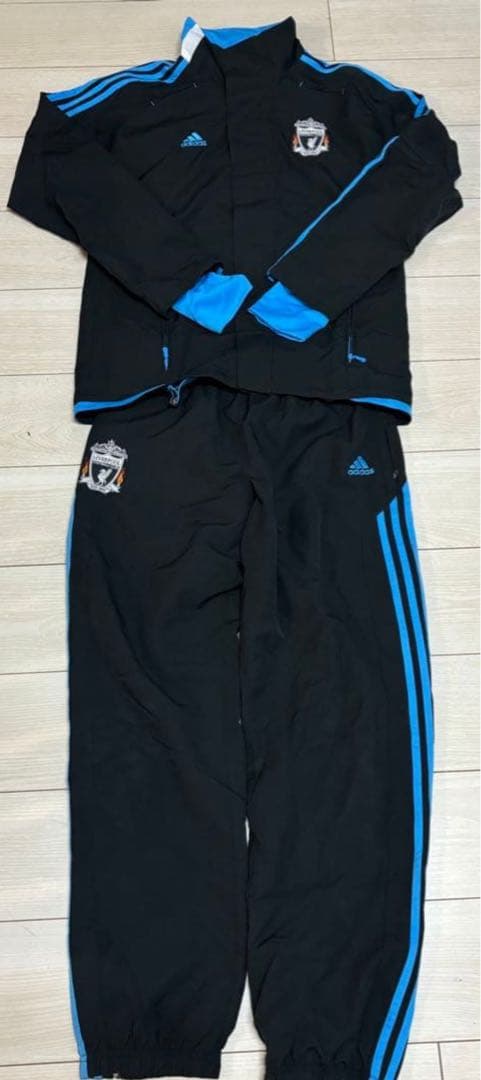 ✨️特価✨️Liverpool リヴァプール adidas セットアップ ジャージ