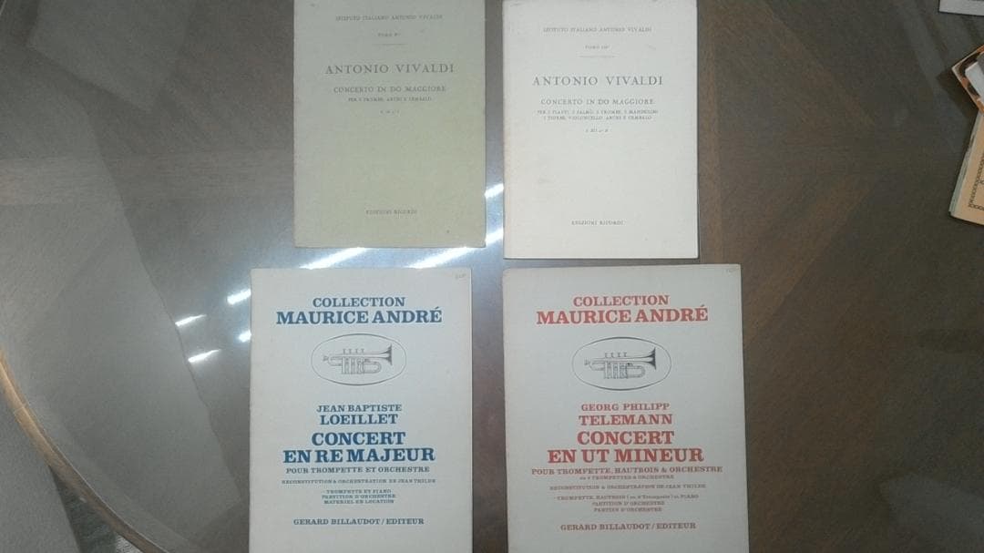 楽譜　トランペット　コンチェルト等　29曲　おまけミニチュアスコア26冊