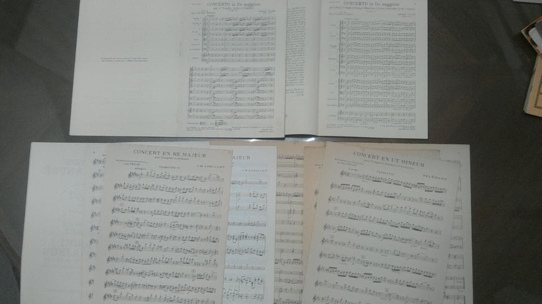 楽譜　トランペット　コンチェルト等　29曲　おまけミニチュアスコア26冊