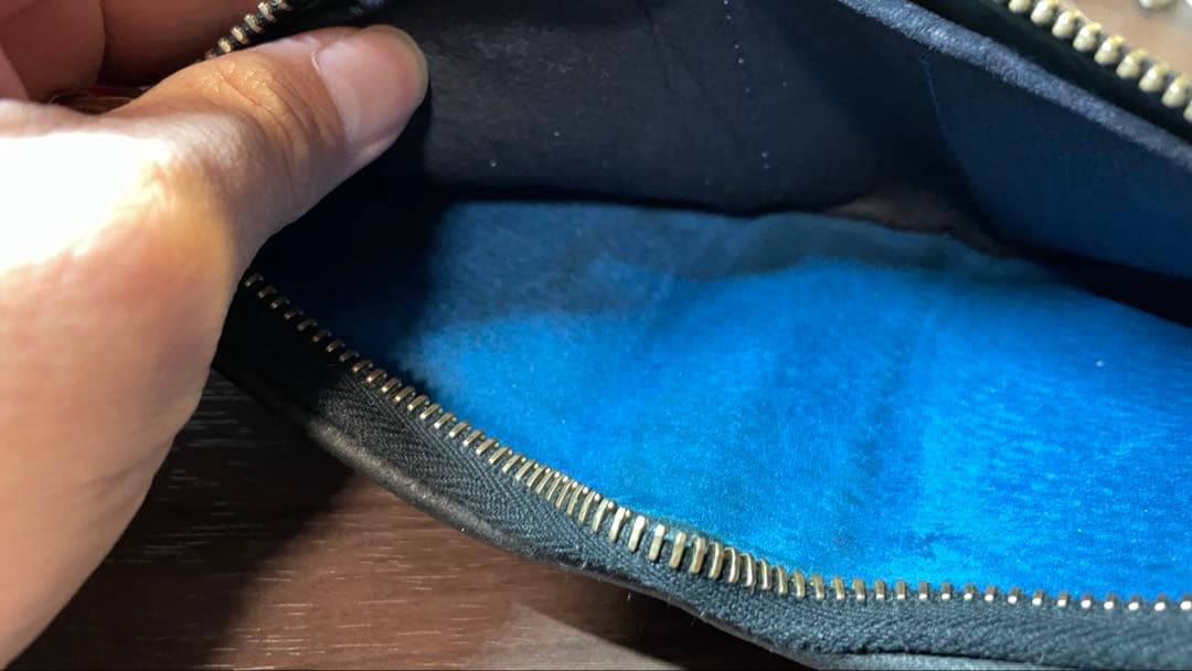 Tochca トーチカ 内縫い折財布 GUIDI