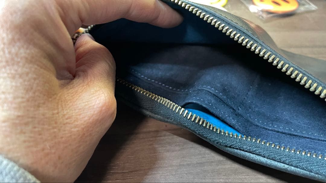 Tochca トーチカ 内縫い折財布 GUIDI