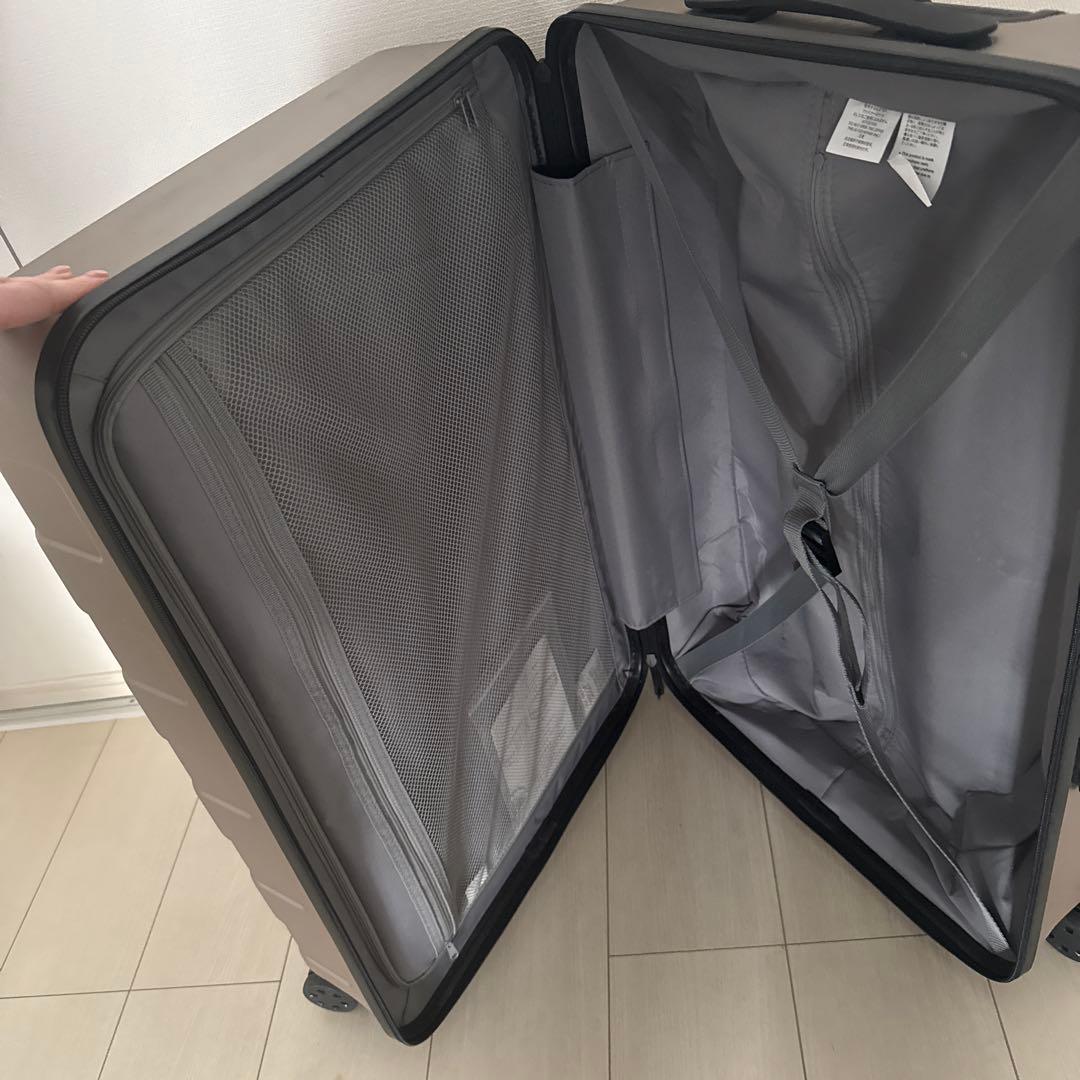 無印　キャリーケース　中型　62L