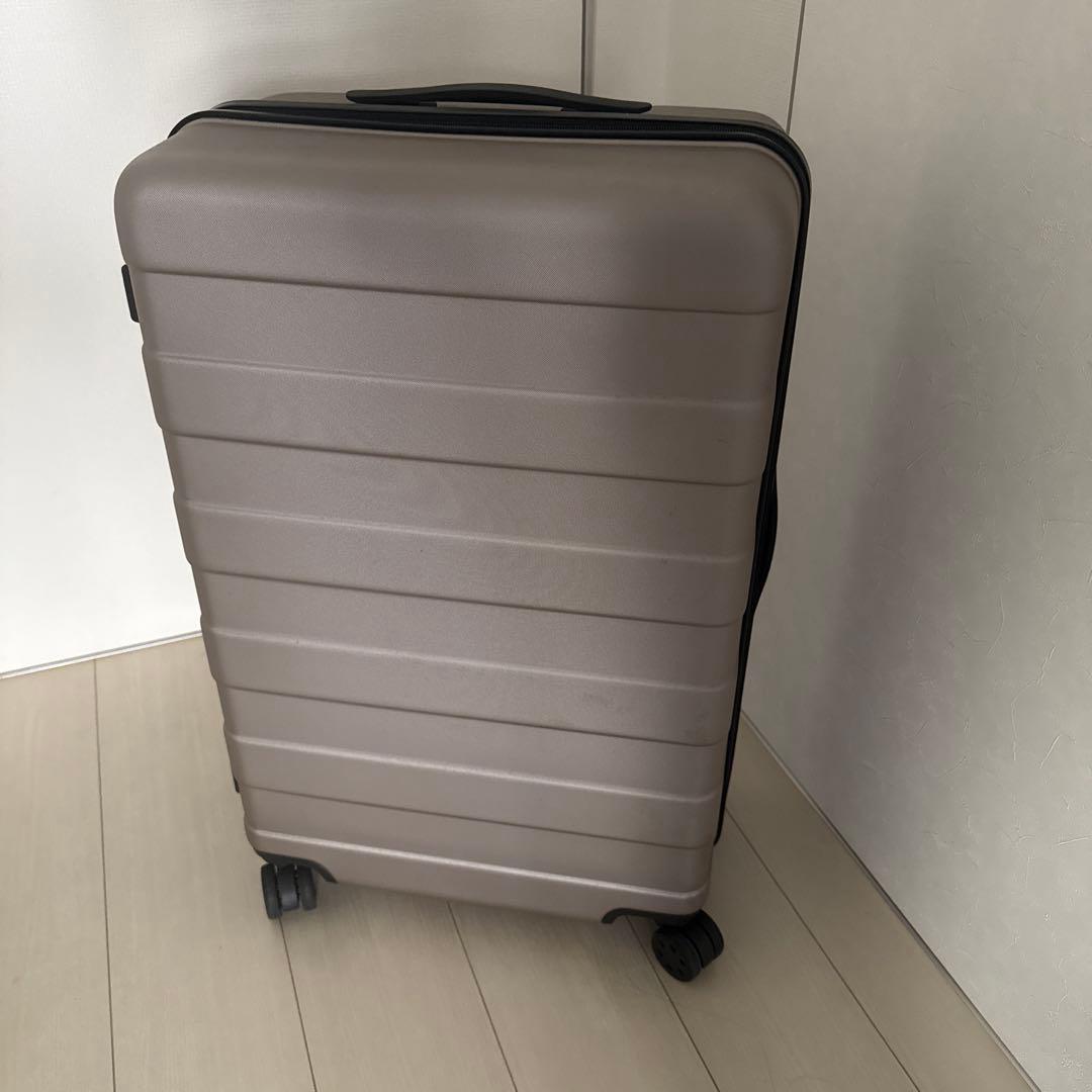 無印　キャリーケース　中型　62L