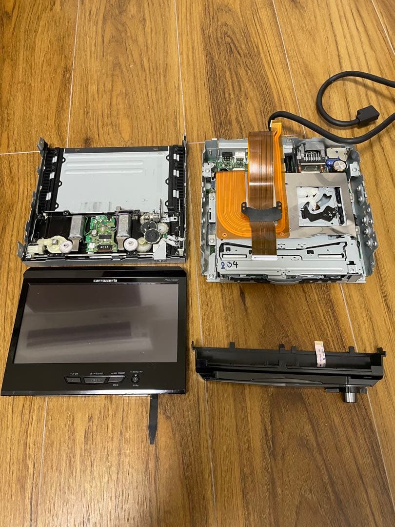 カロッツェリア　AVIC-VH0999 ジャンク　部品取り用