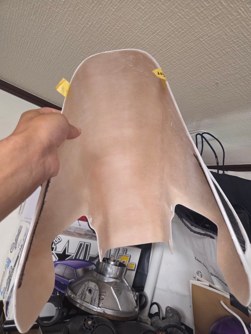 エアロシャークフェンダー