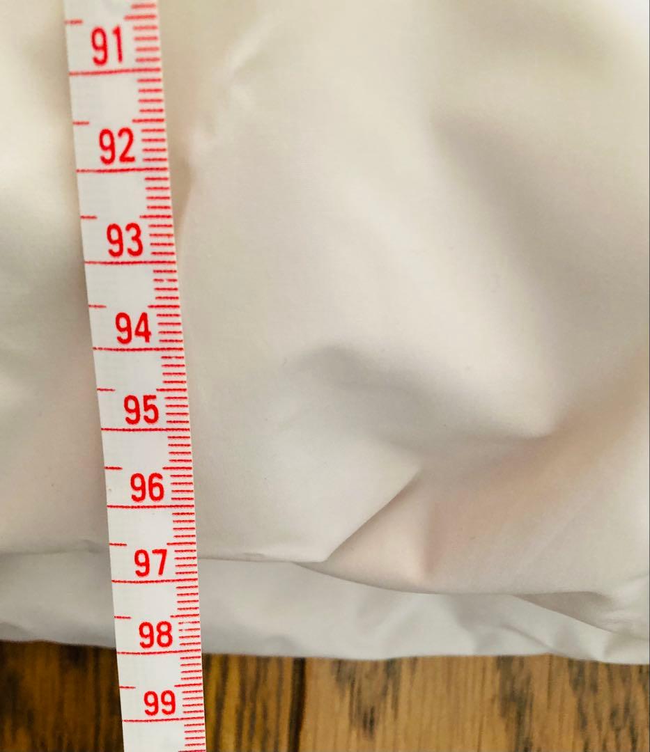 【新品未使用タグ付き】UNIQLO ウルトラウォームダウンロングコート＋ホワイト