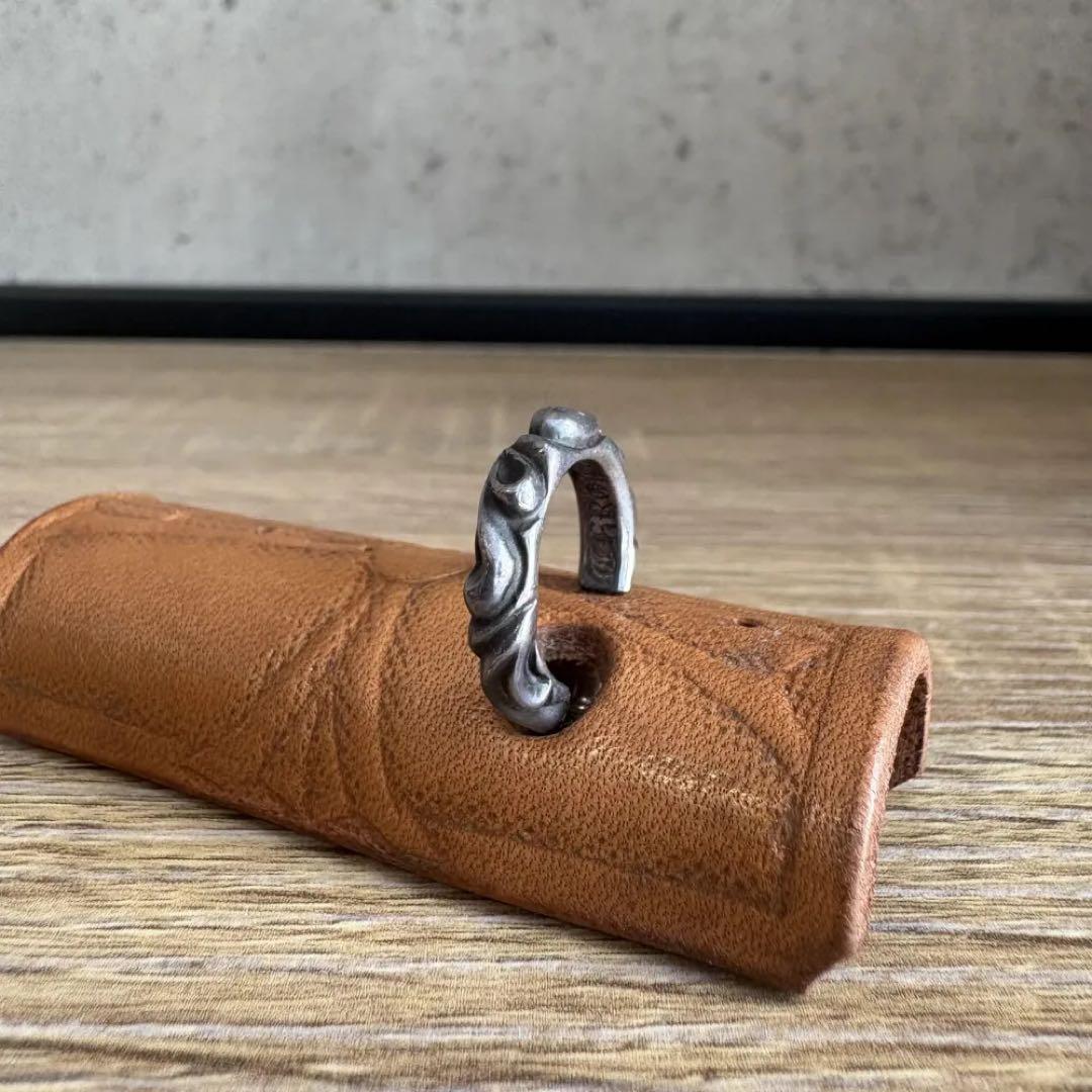クロムハーツ スクロールフープピアス 本物 美品
