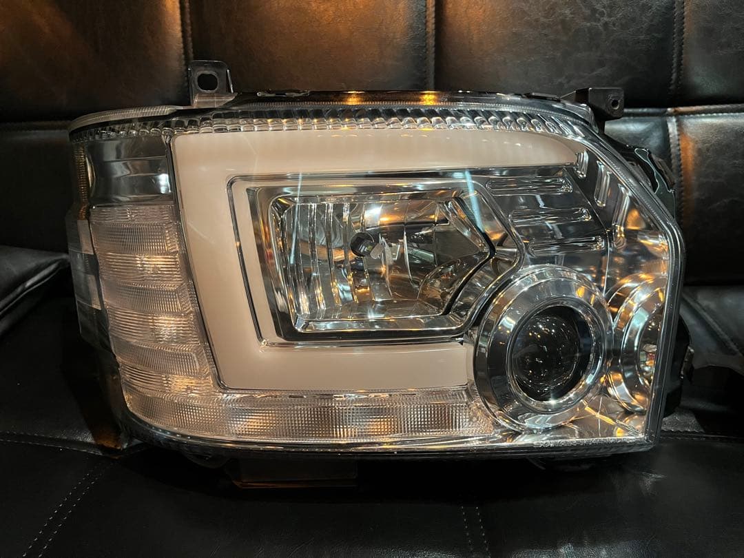 ハイエース SONAR ヘッドライト ソナー LED シーケンシャル