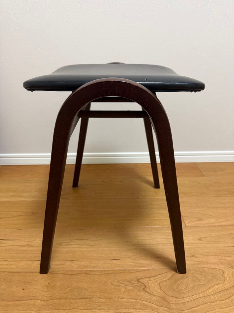 秋田木工　曲げ木スタッキングスツール　黒　椅子　アンティーク剣持勇　ビンテージ